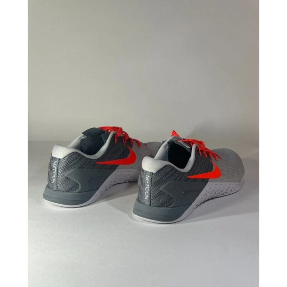 Nike hello thank